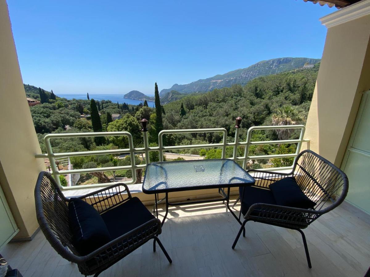 Avra Sunset Sea View Aparthotel 3*