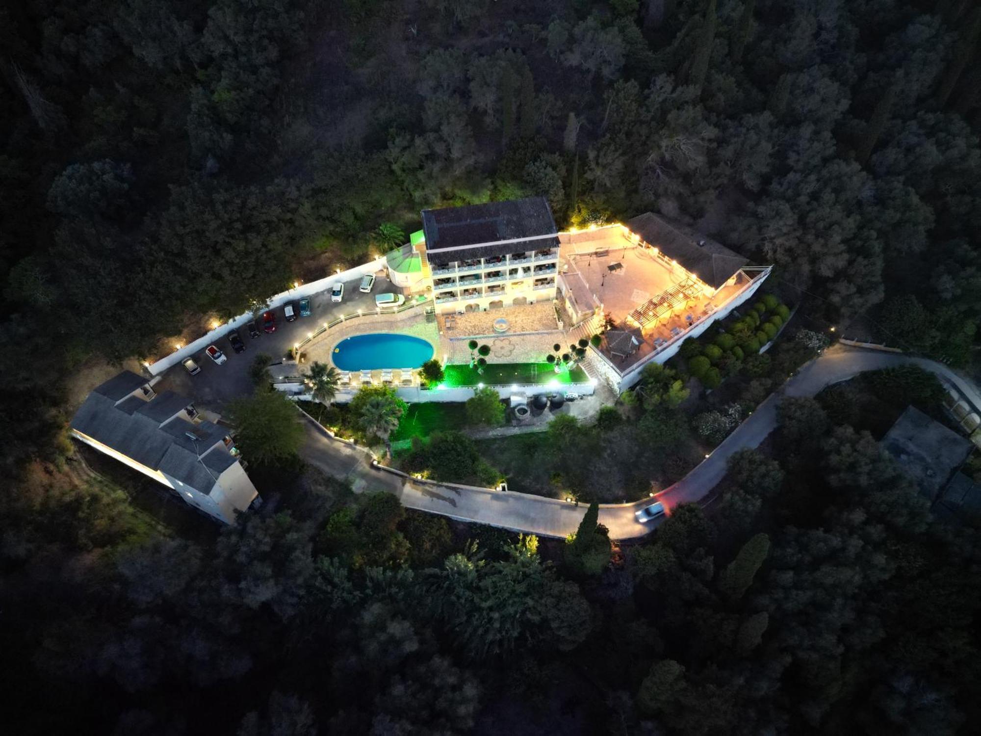Aparthotel Avra Sunset Sea View