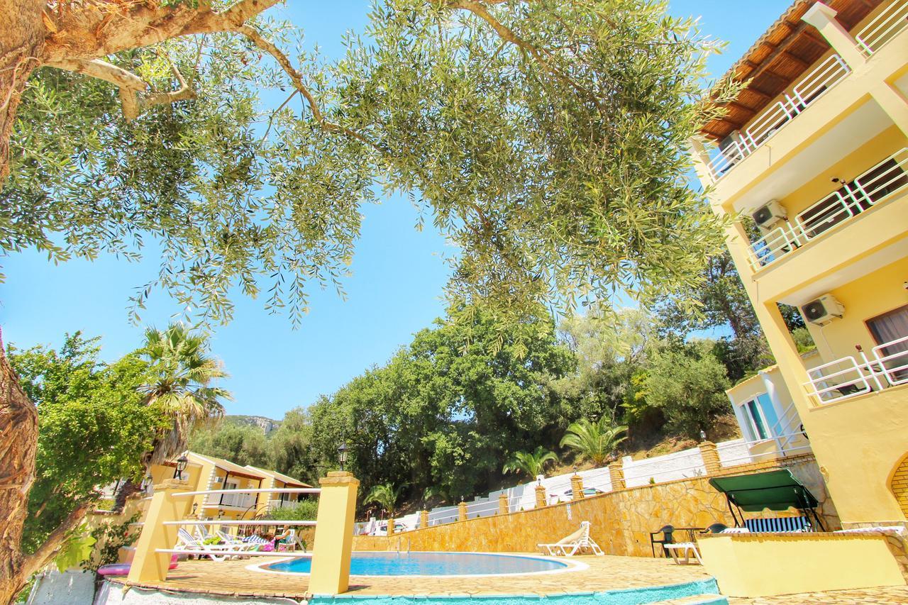 Avra Sunset Sea View Aparthotel 3*