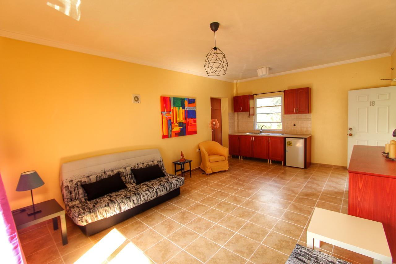 Aparthotel Avra Sunset Sea View 3*